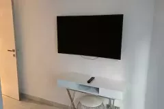 ce406096-1364-4943-b6c4-3551f053fcb0